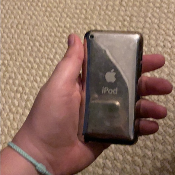 iPod touch - Picture 3 of 5